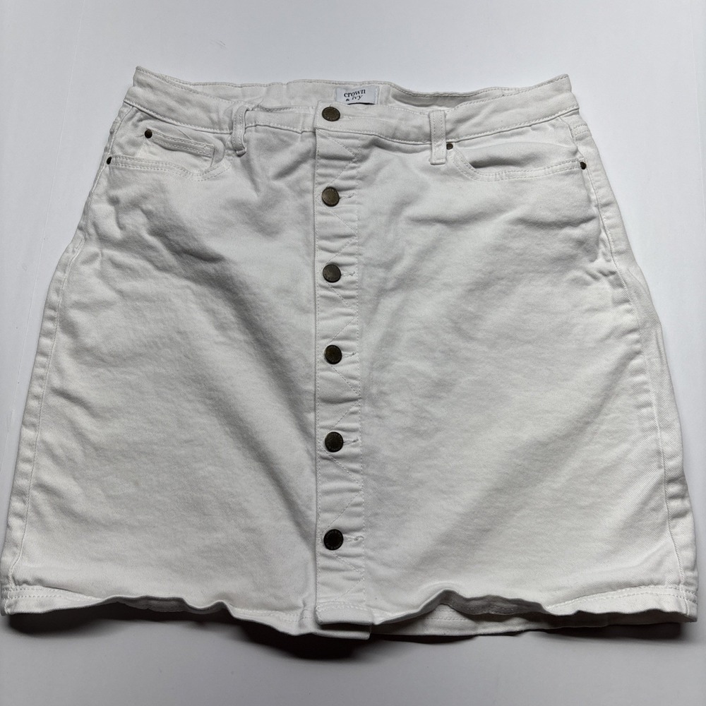 Crown & Ivy Women's white CI-A1 denim skirt Size 14